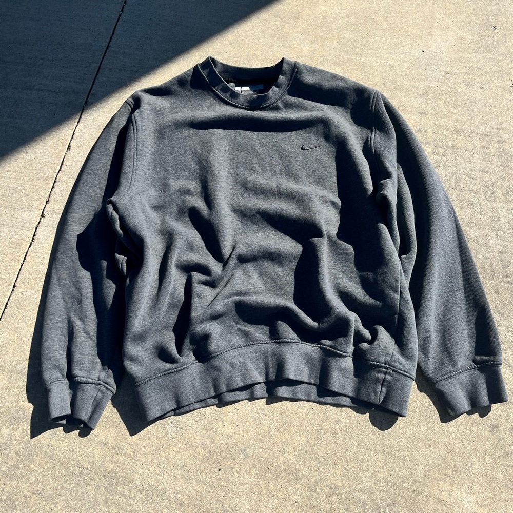 Vintage y2k Grey Nike crewneck